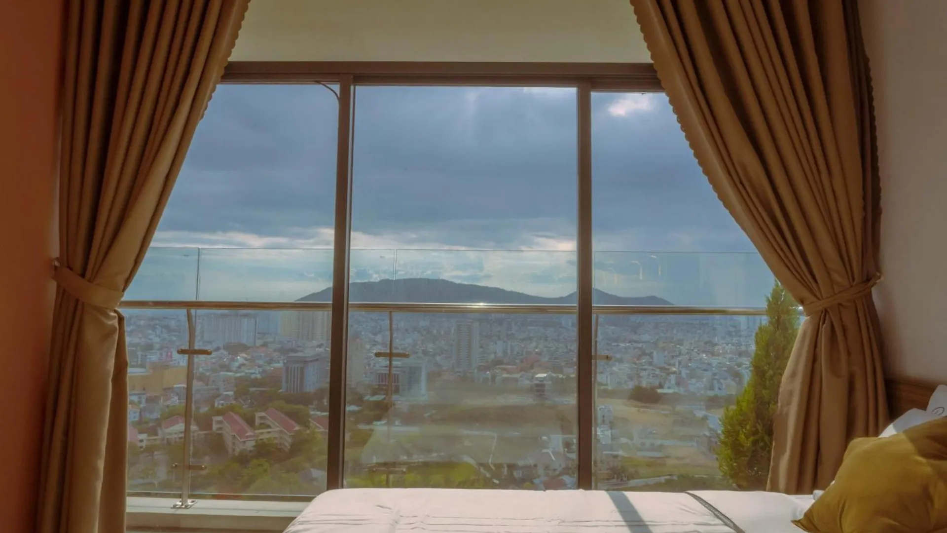 Seahorse House - Csj Tower Building, Sea-View & Sea-Walking-Distance Apartment Vung Tau Vietnam